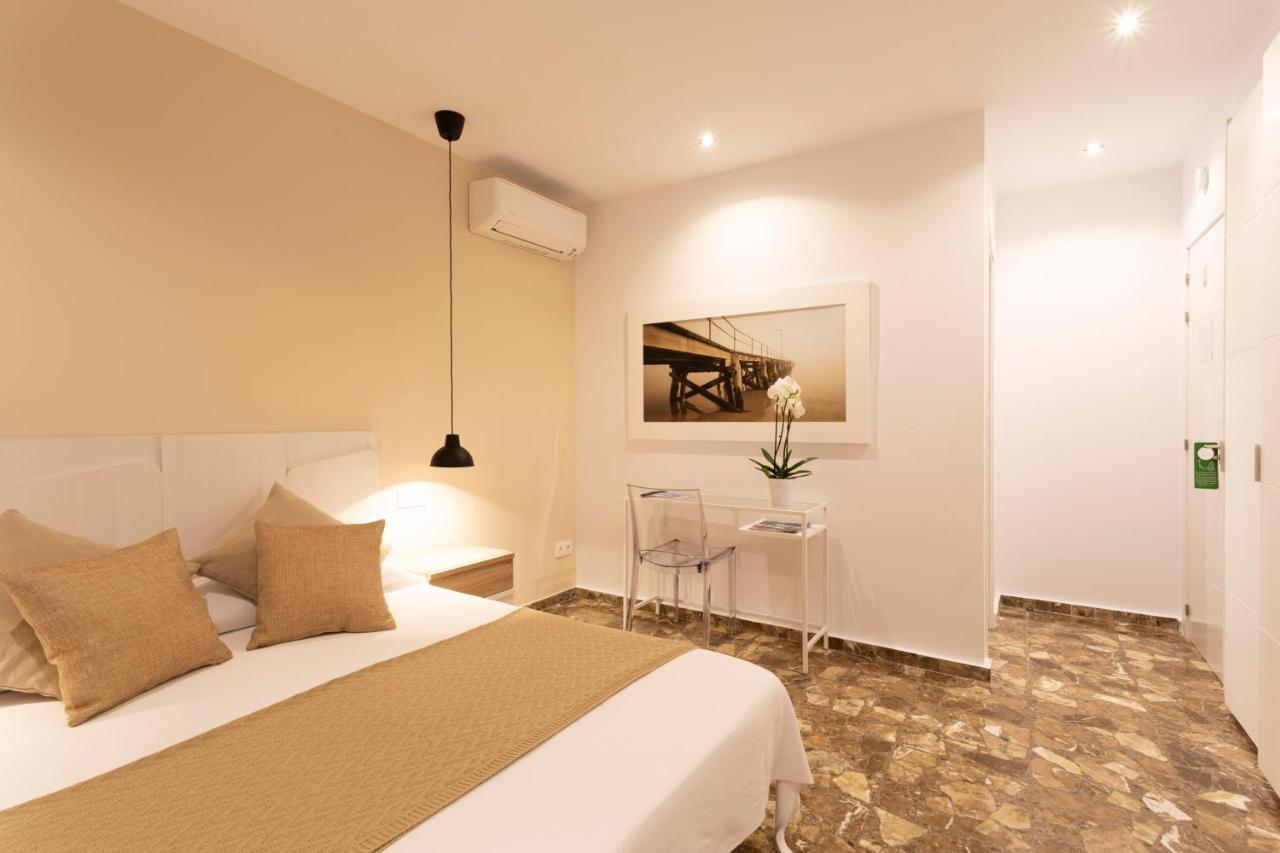 Room Boutique 32 Denia Exterior photo
